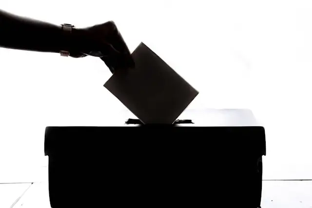 Meta sets up Electoral Operations Centre for 2024 elections.